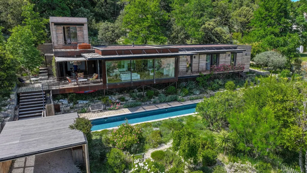 Vue aérienne - Maison Conçue par Architecte avec Piscine à Malemort-du-Comtat