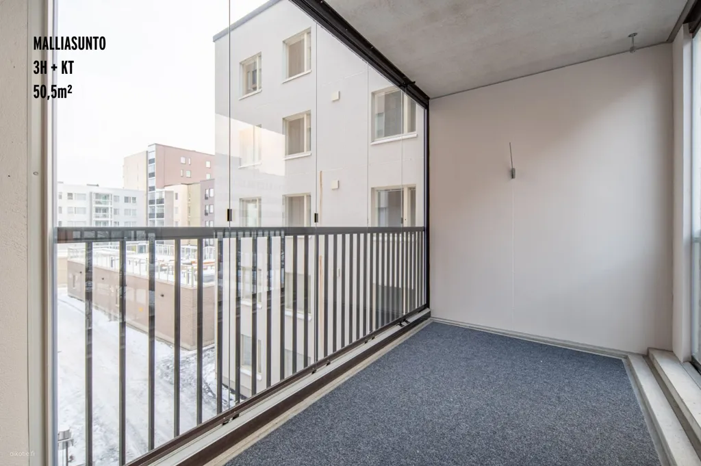 Rõdu - Modern Studio with Balcony in Vantaa