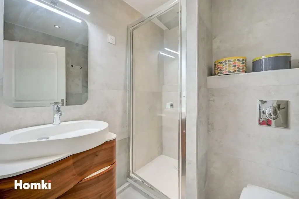 Salles de bain - Appartement T4 Traversant avec Terrasse à Marseille