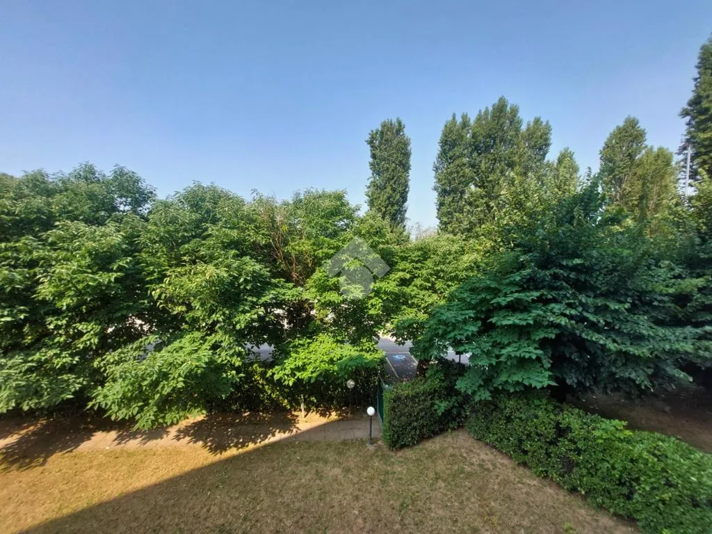 Aed - 3-Room Apartment with Balcony in Vittuone