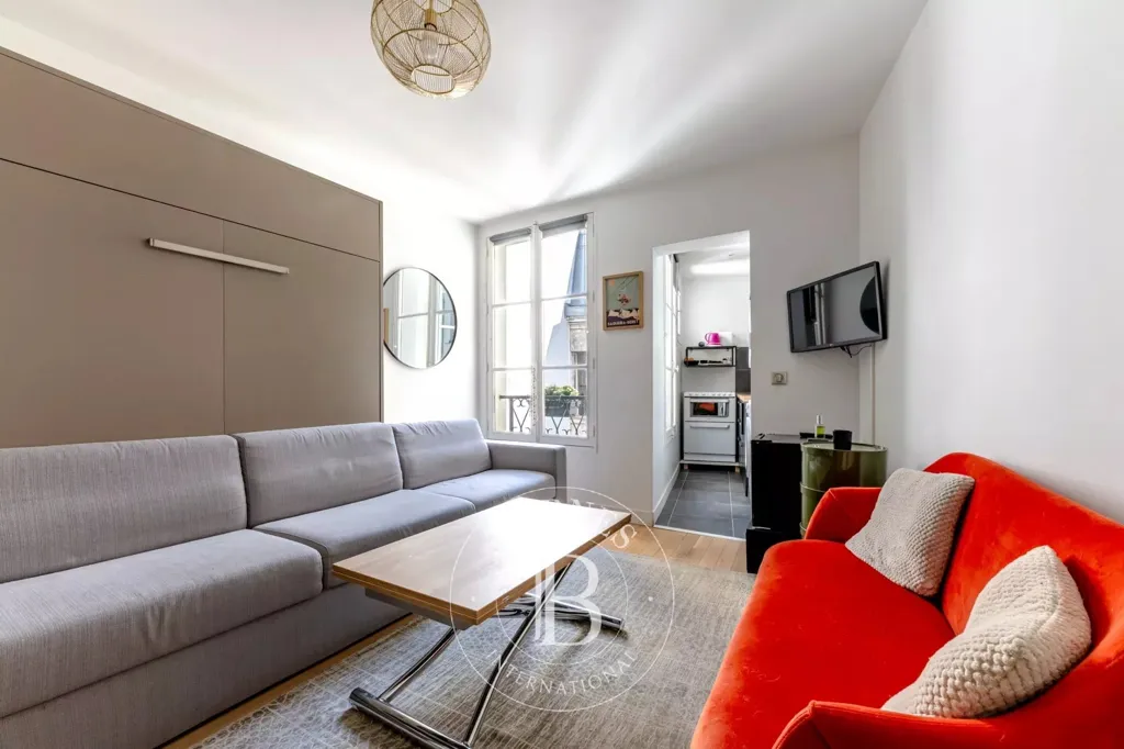 Soggiorno - Studio with Courtyard View in Paris 1st