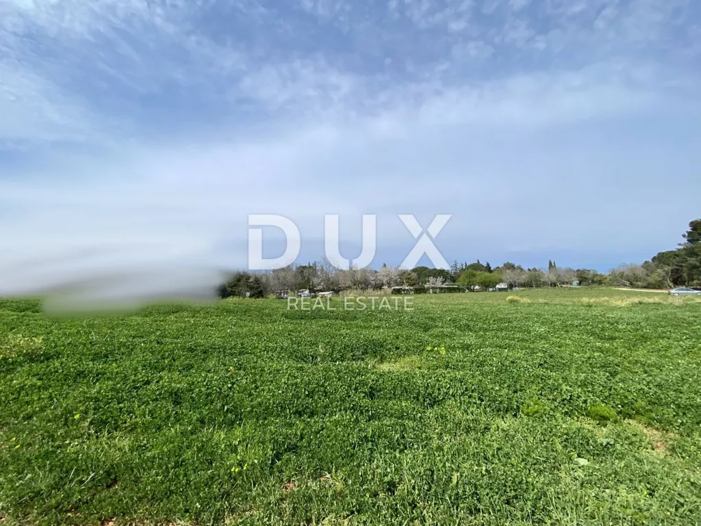 Aed - Urbanised Plot with Sea View in Istra