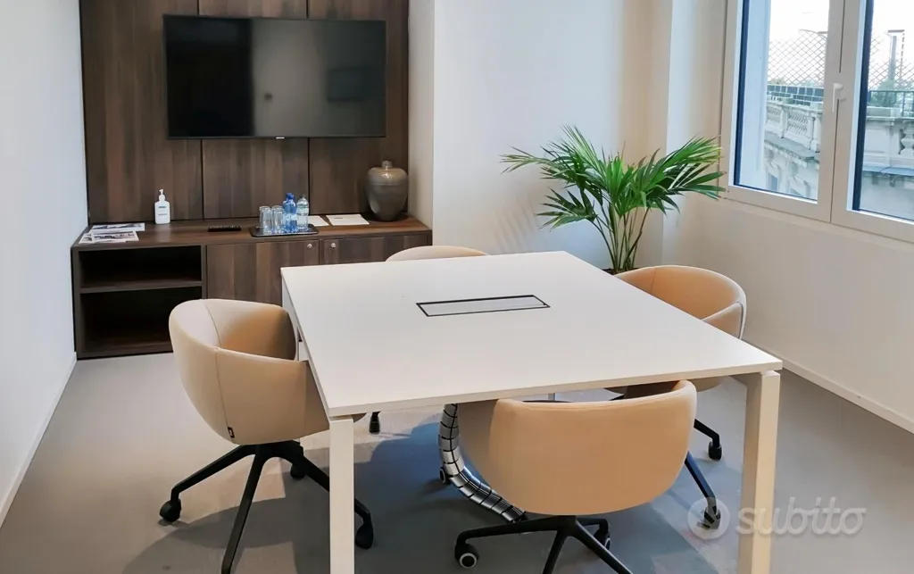 Söögituba - Dedicated Office Space for 3 in Milan