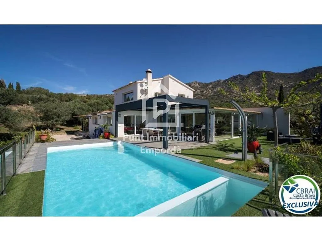 Piscina - Chalet with Pool in Palau-Saverdera