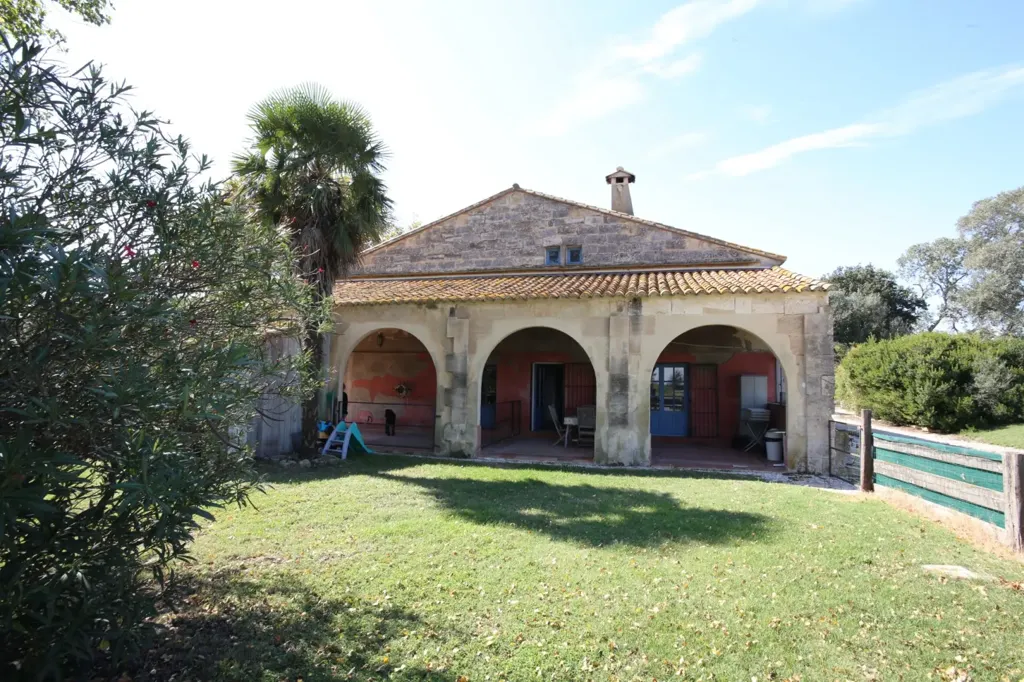Välivaade - Luxury House with Pool in Nîmes, Occitanie