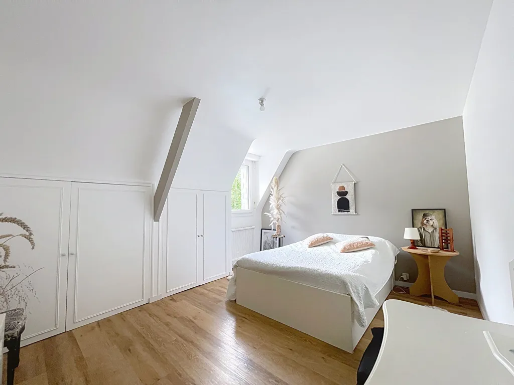 Chambres - Maison avec Piscine et Jardin à Dinan