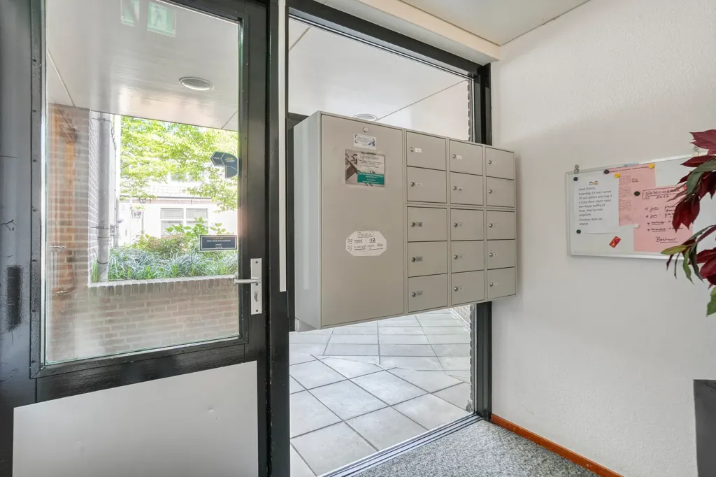 Entrée - Penthouse with Views in Hellendoorn Centre