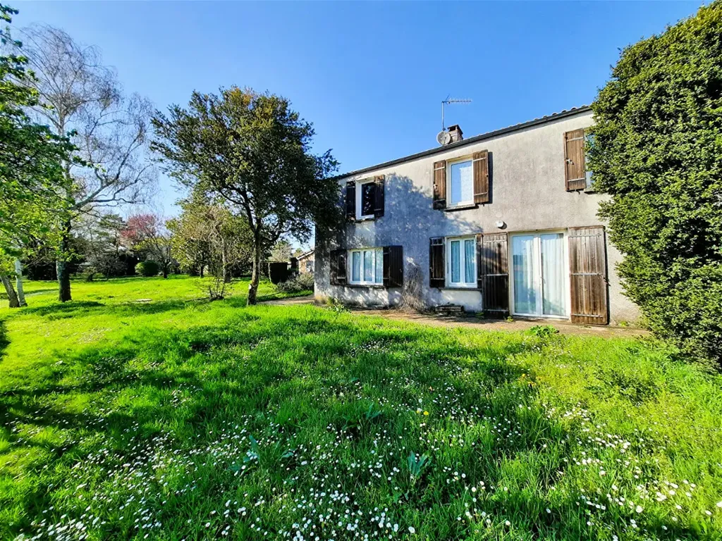 Maison 7 pièces à Saint Vaize