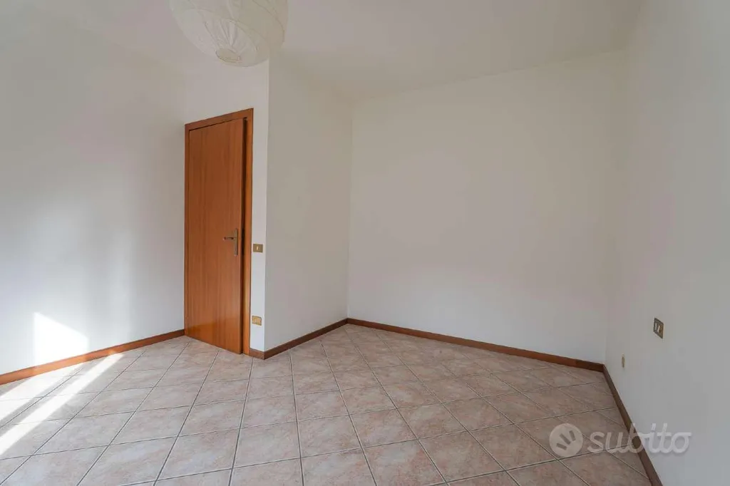 Appartement 3 pièces à IT