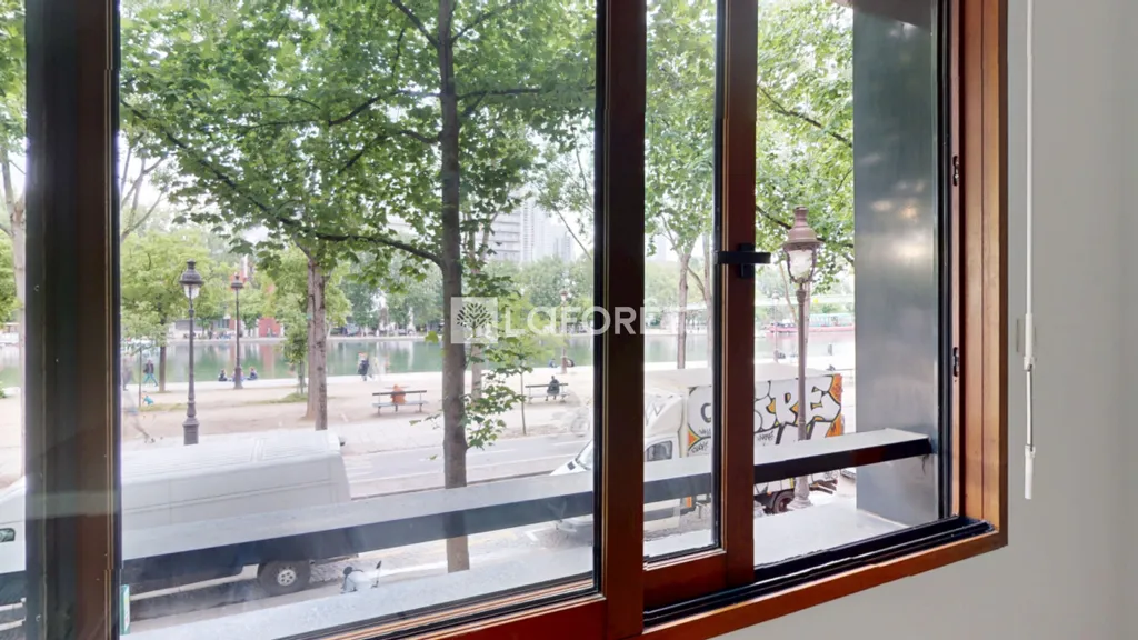 Pièces - Studio avec Vue Canal à Paris 19ème