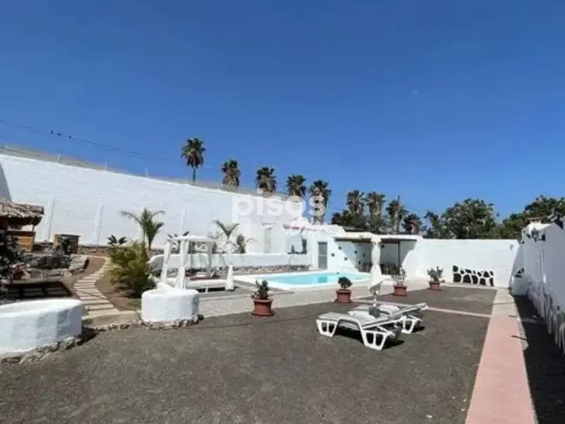 Piscina - Rustic Farmhouse with Pool near Maspalomas