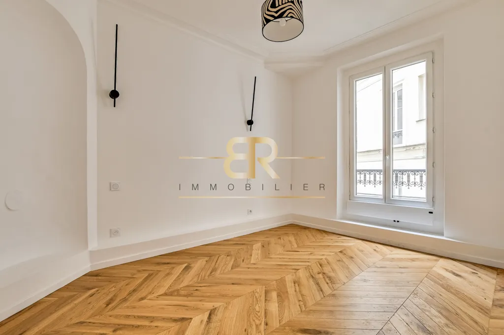 Toad - Refurbished Flat with Balcony in Paris
