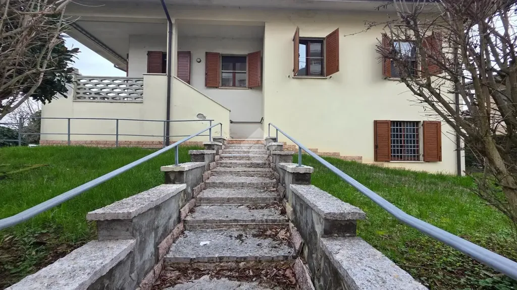Extérieur - Villa with Garden in Borgo Virgilio