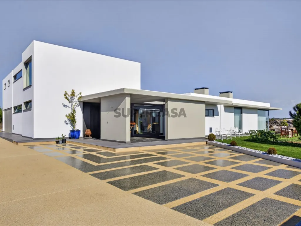 Außenansicht - Modern Villa with Industrial Design in Assafora