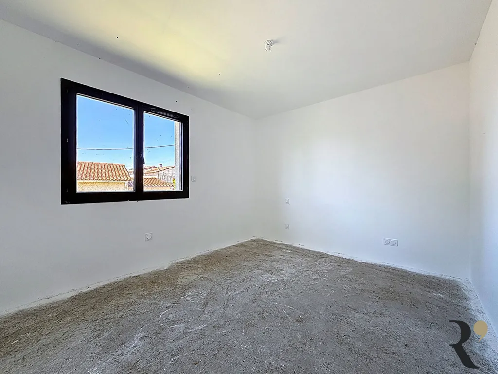 Pièces - Maison Contemporaine avec Piscine à Verfeil