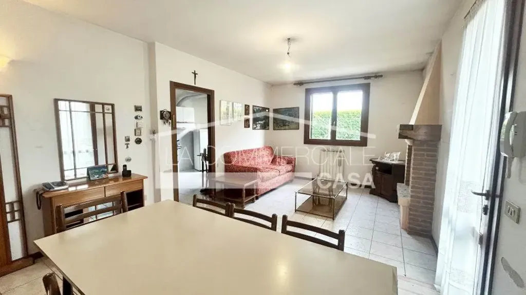 Söögituba - Bifamiliar Villa in Mazzocco, Mogliano Veneto