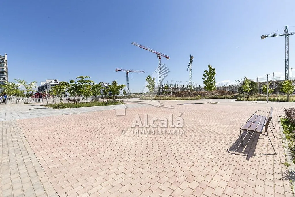 Apartment with Pool in El Olivar, Alcalá de Henares