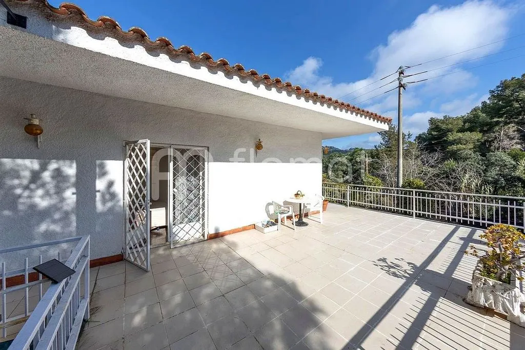 Terrasse - Luxury Villa with Sea View in Lloret de Mar