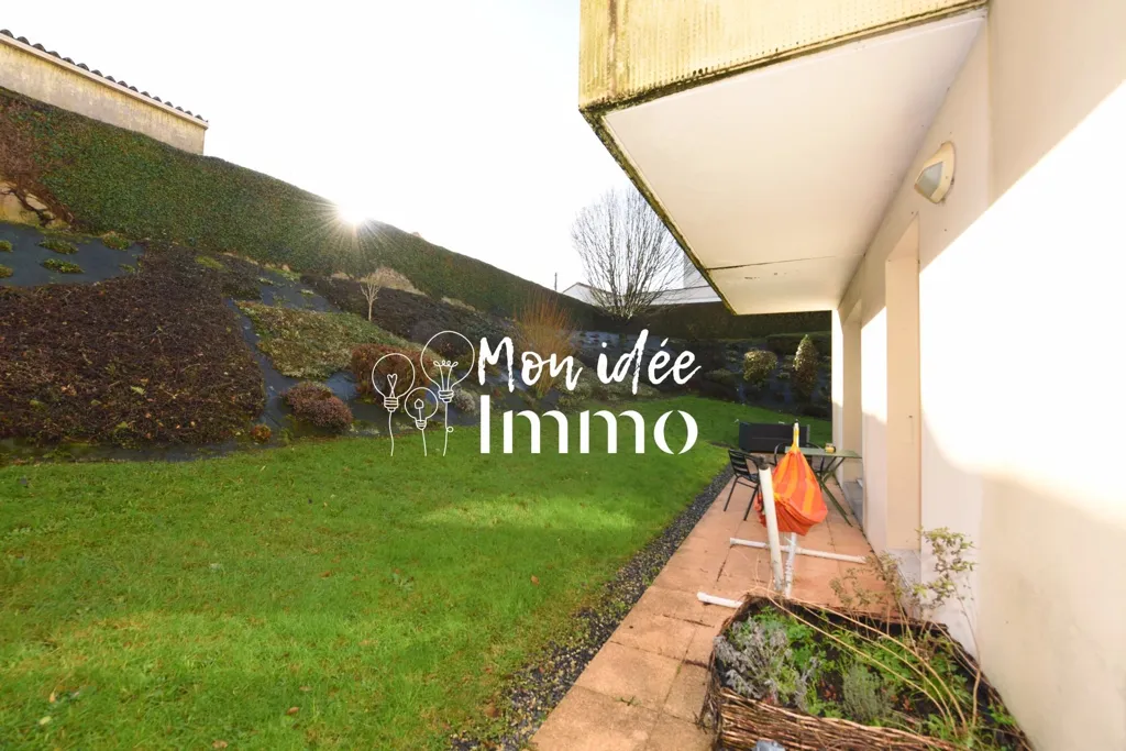 Aed - Spacious Flat with Pool in Vertou