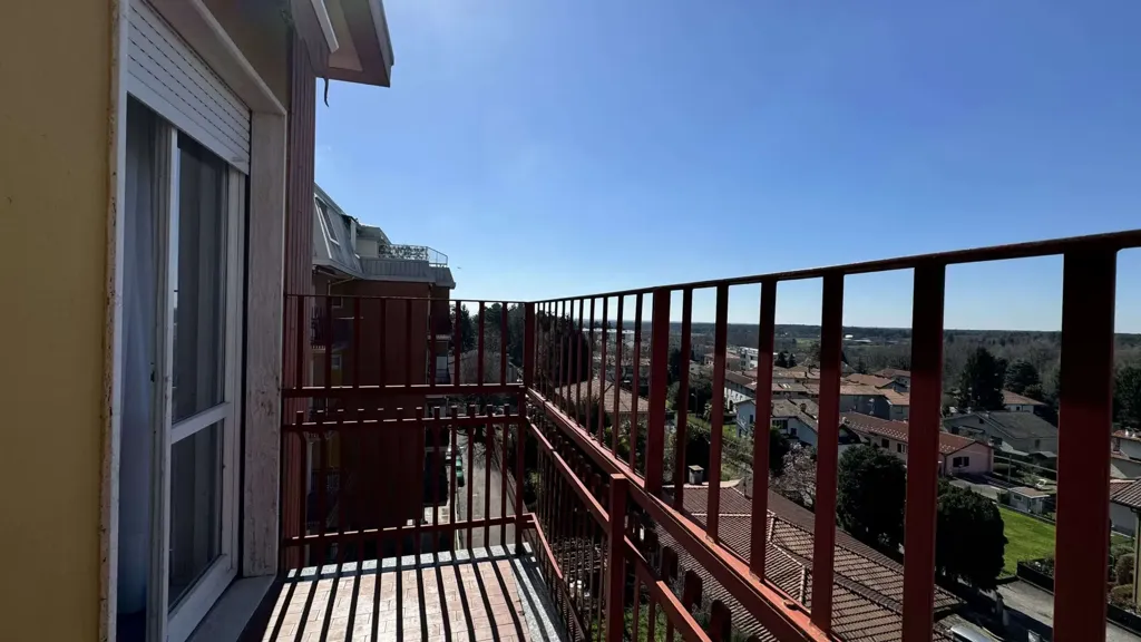 Balcon - Apartment with Panoramic View in Appiano Gentile