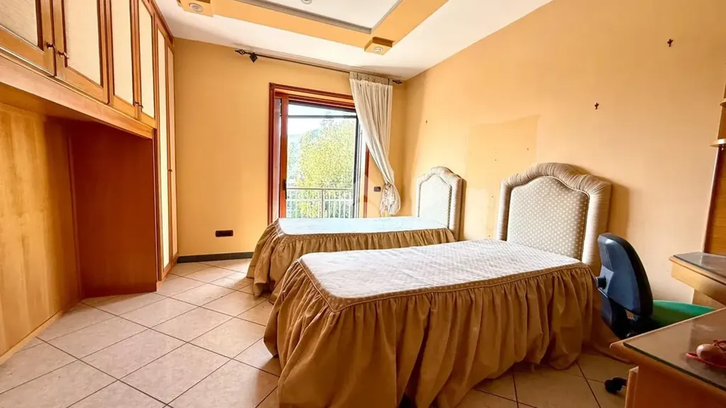 Chambres - Spacious Apartment with Balcony in Naples