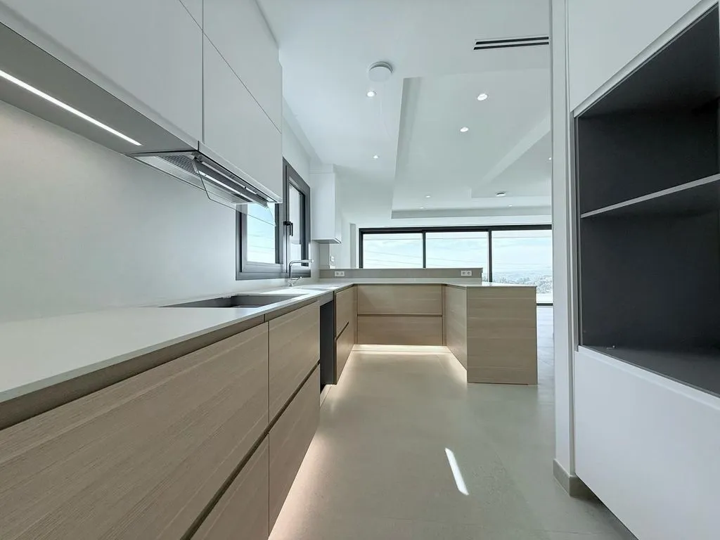 Cuisine - Luxury Villa with Pool in Altea Golf