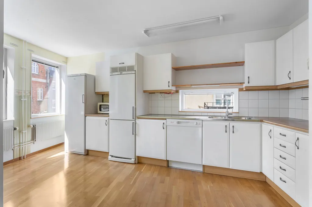 Cuisine - Apartment with Balcony in Eskilstuna