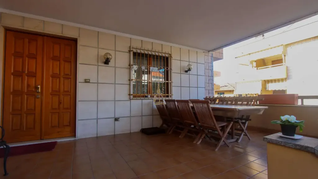 Terrace - Apartment with Private Garden in Moncalieri