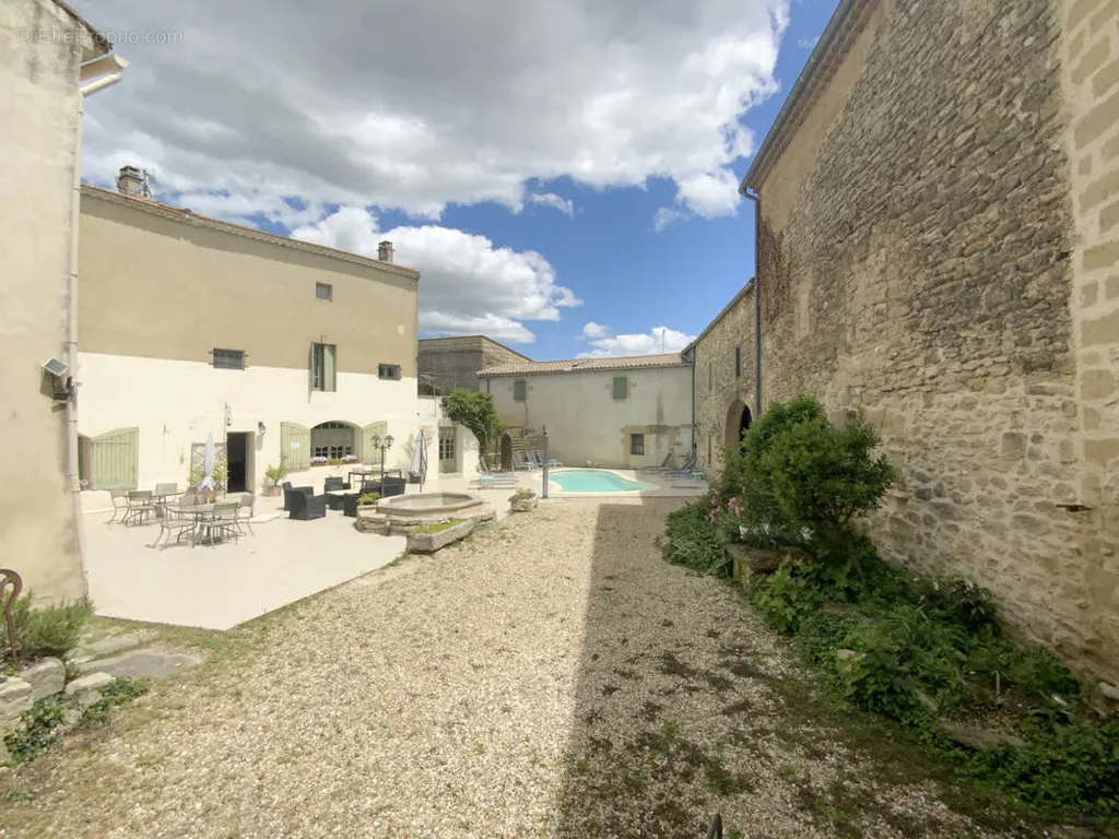 Garden - 19th-Century Mas with Pool in Charming Village