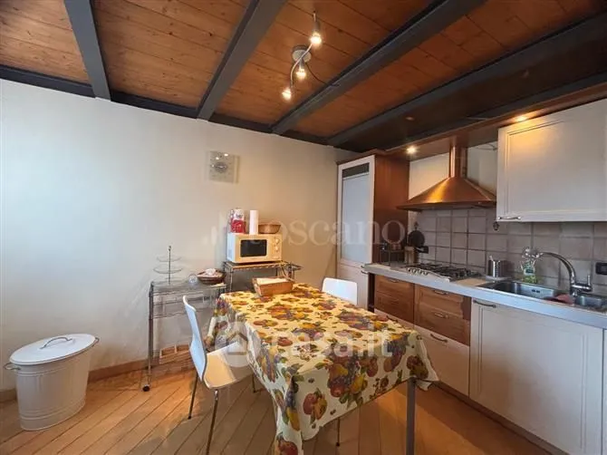 Salle à manger - Two-Level Apartment with Parking in Verona Centre