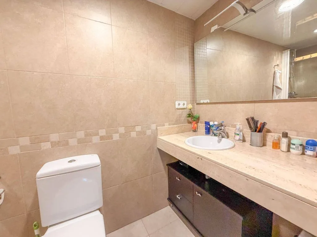 Salles de bain - Luxury House with Pool in Castellbisbal
