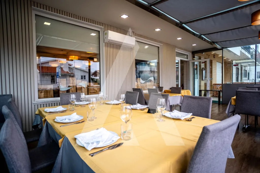 Söögituba - Established Restaurant with Sea View in Costa Nova
