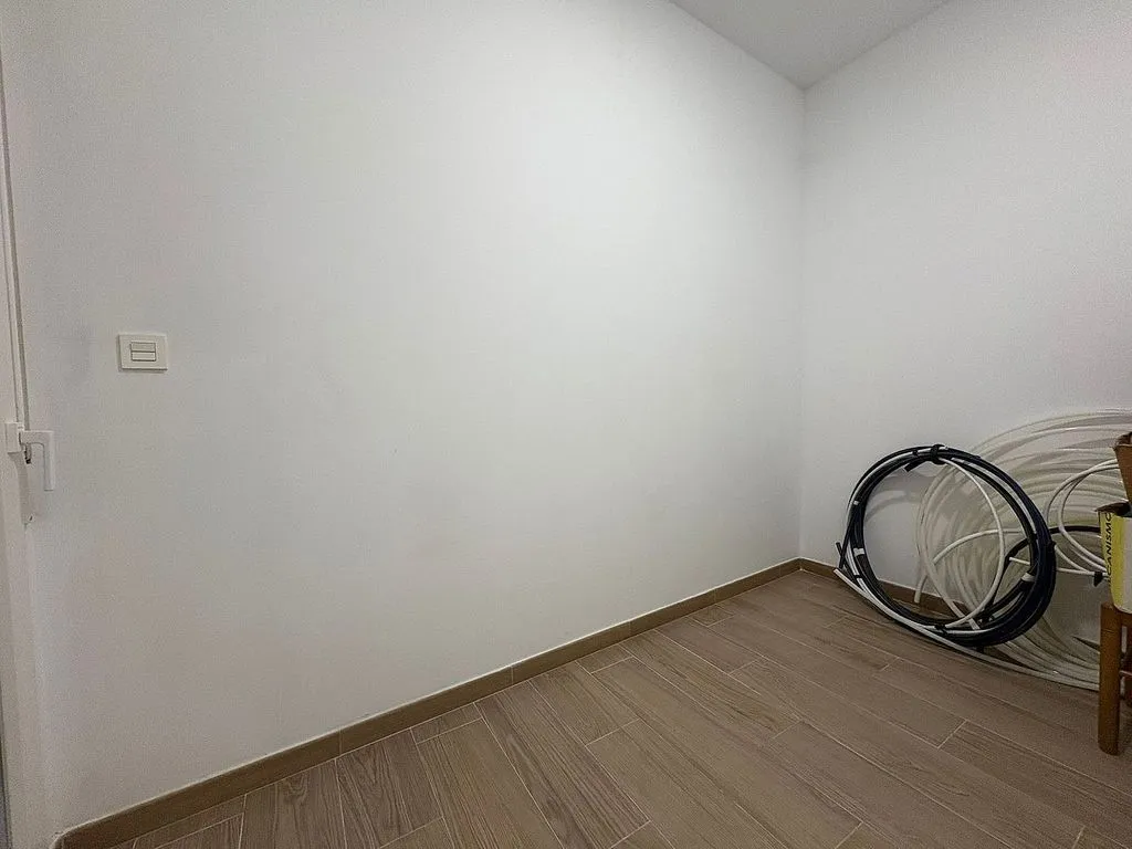 other_room