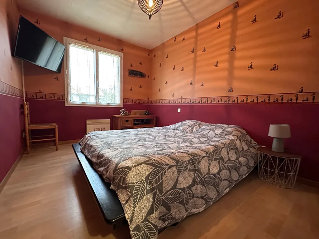 Bedrooms - Four-Bedroom House with Pool in La Chapelle Achard