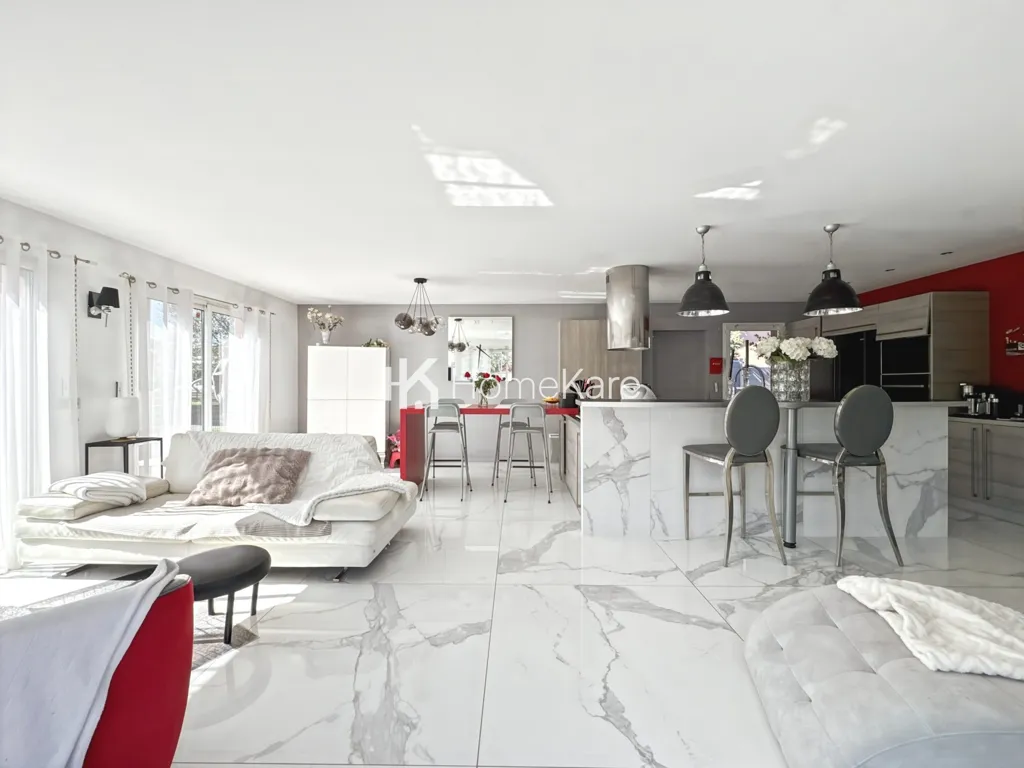 Séjour - Maison T5 avec Piscine à Castanet-Tolosan