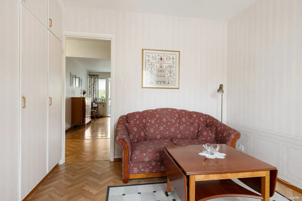 Séjour - Apartment with Balcony in Central Location