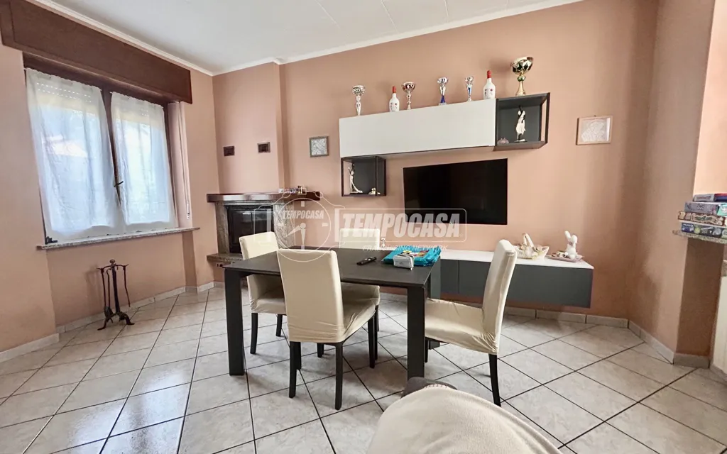 Söögituba - Cottage Flat with Private Box in Vanzaghello