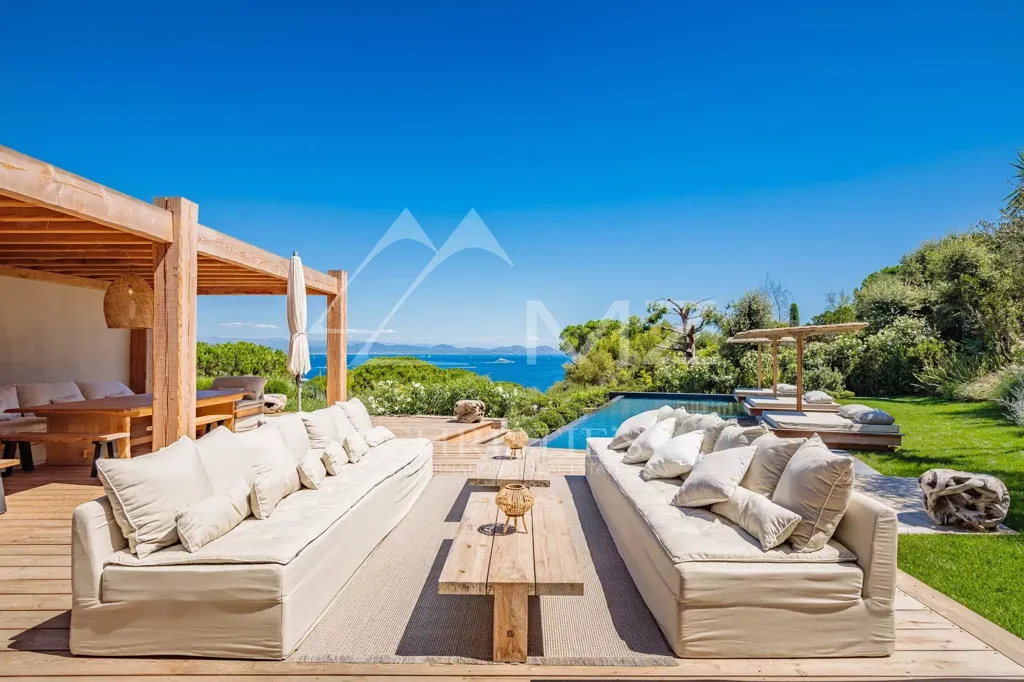 Terrazza - New Villa with Sea View in Saint-Tropez