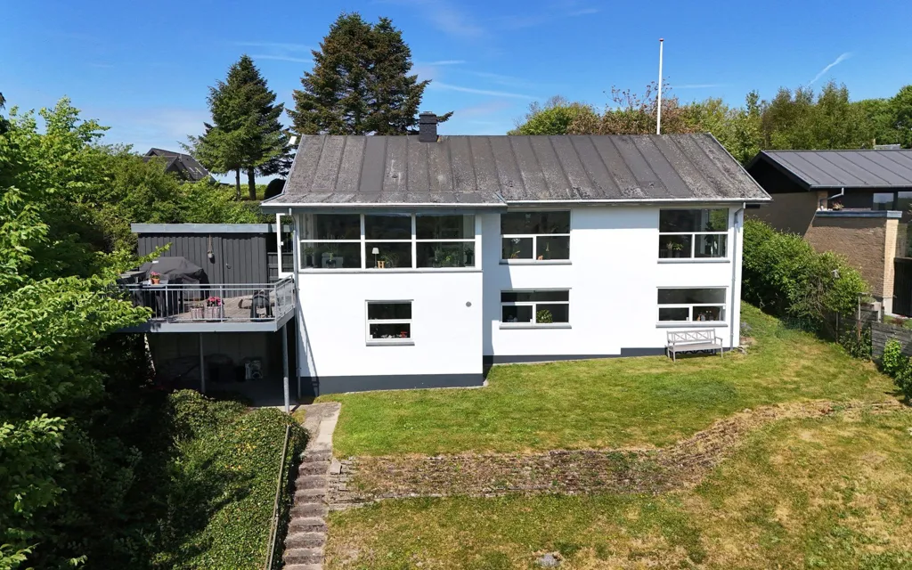Õhuvaade - Fenced Villa with Large Garden in Hobro