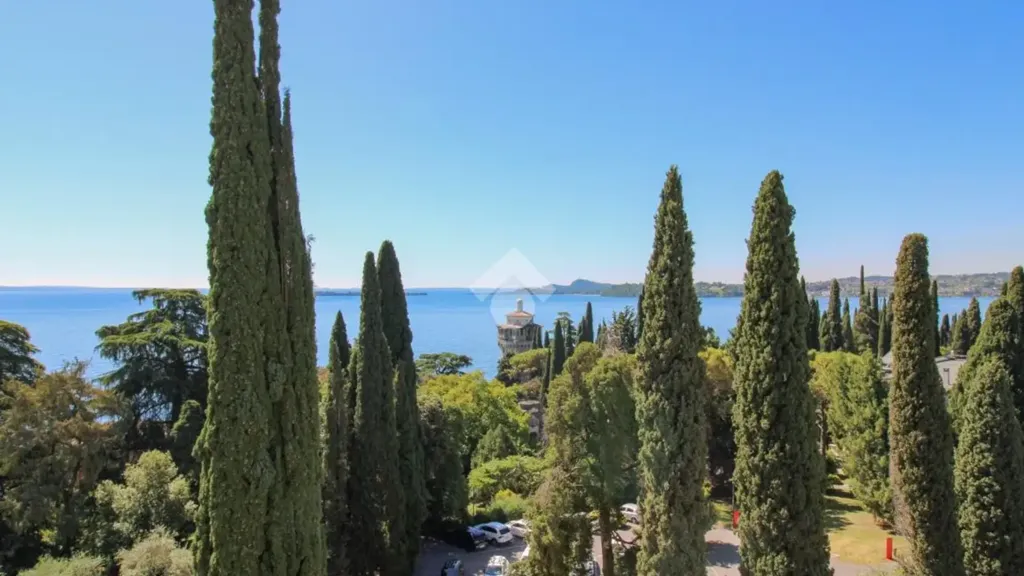 Vista aerea - Studio Apartment with Lake View in Gardone Riviera