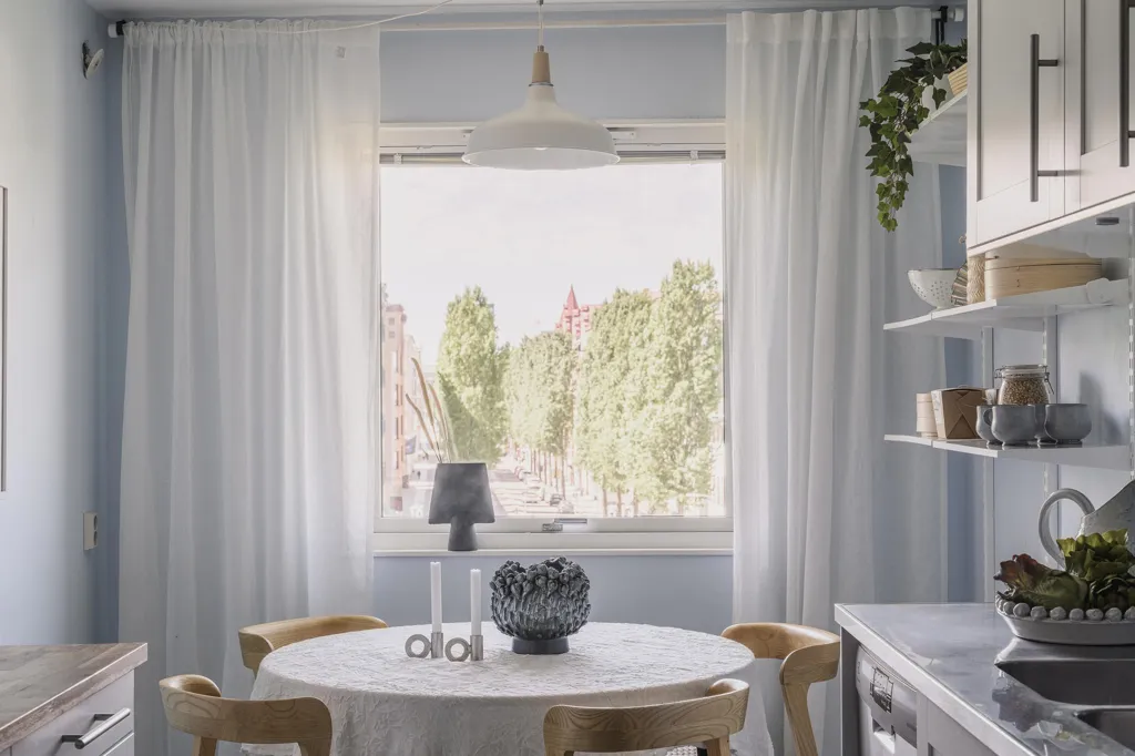 Dining Room - Apartment with Balcony in Stampen, Gothenburg