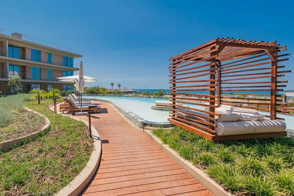 Bassein - Luxury Seafront Apartment in Quarteira
