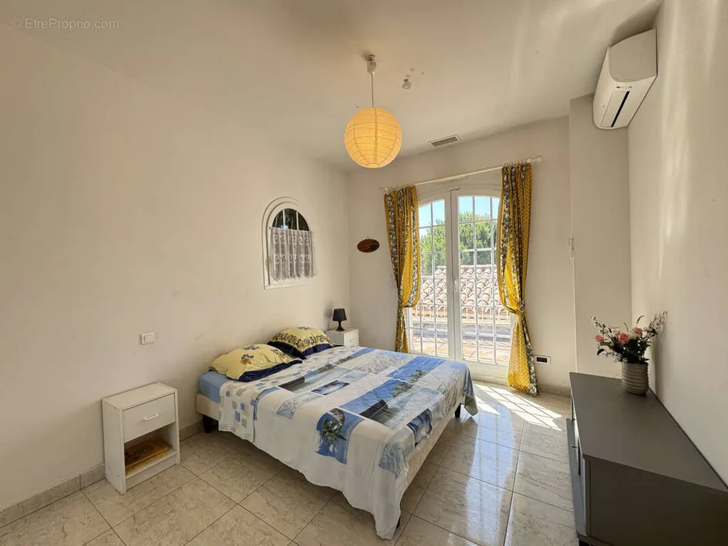 Chambres - Villa avec Piscine dans un Secteur Calme à La Grande-Motte