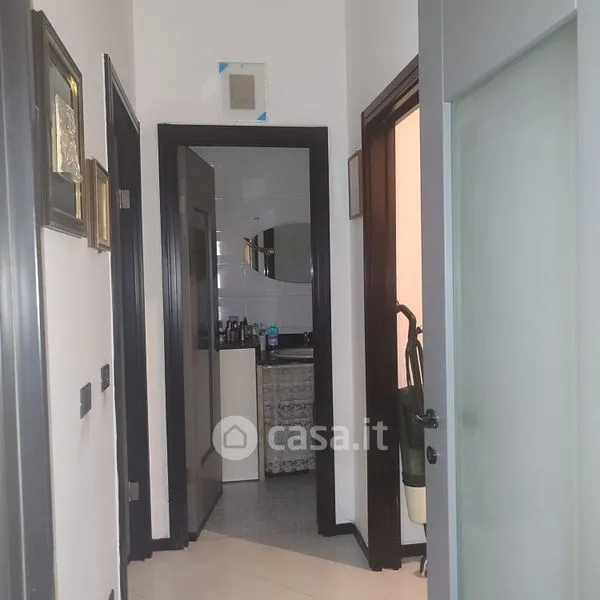Entrée - Three-Bedroom Apartment with Private Courtyard in Bari