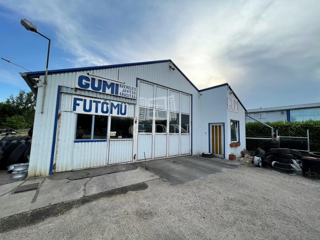 Garaaž - Established Industrial Workshop with Client Base in Monor