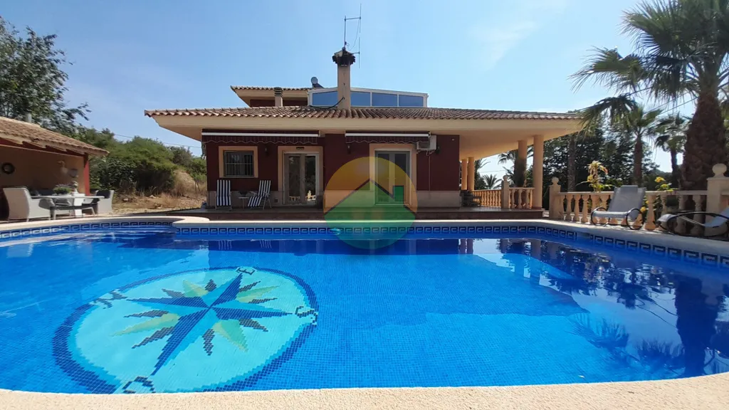 Piscina - Detached Villa with Pool in Totana