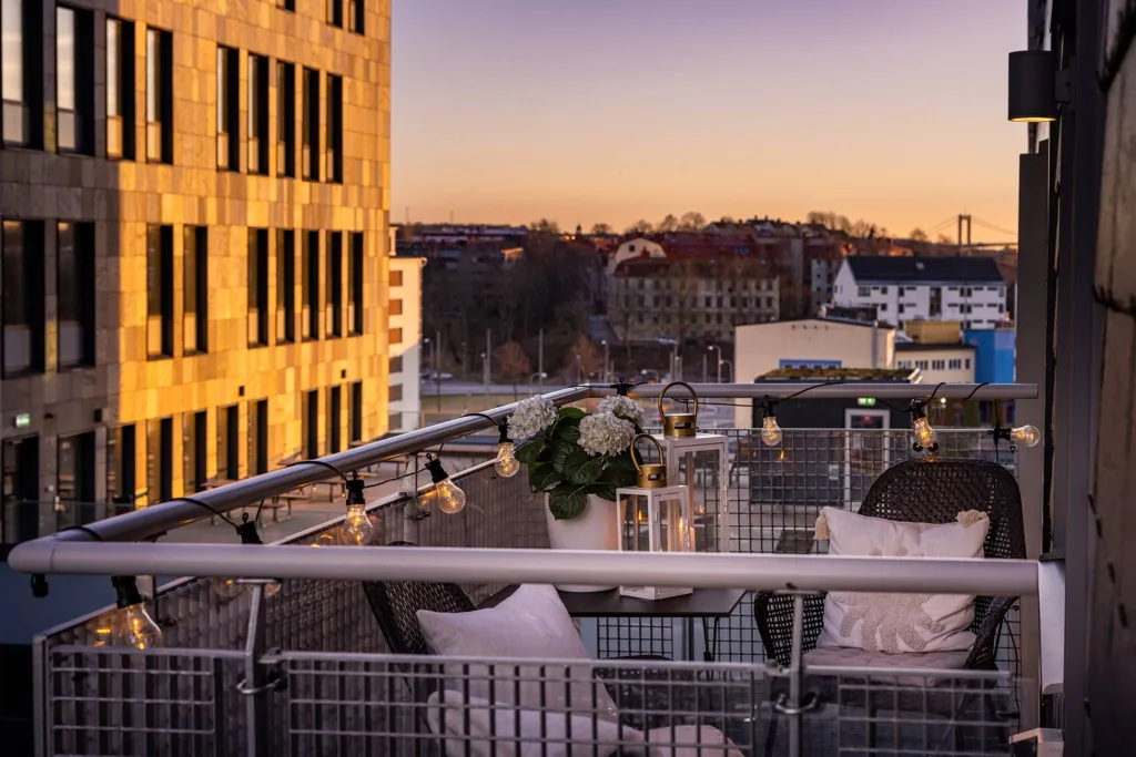 Rõdu - Modern Apartment with Balcony in Karlastaden