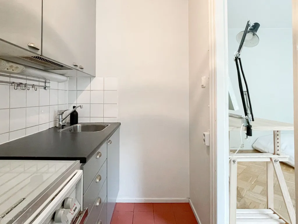 Köök - Apartment with District Heating in Töölö, Helsinki