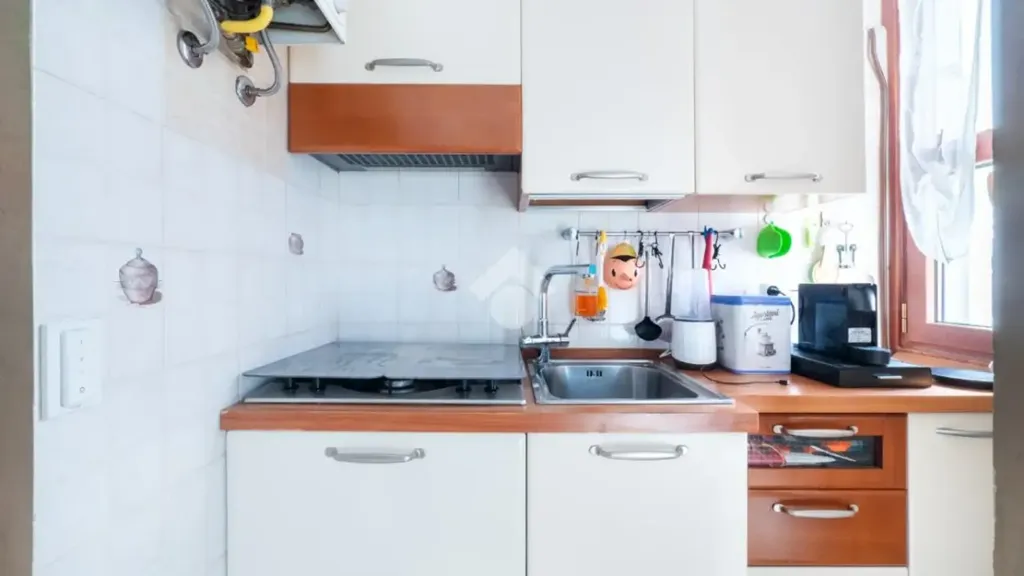 Köök - Modernised 2-Bedroom in Prato Centenaro, Milan