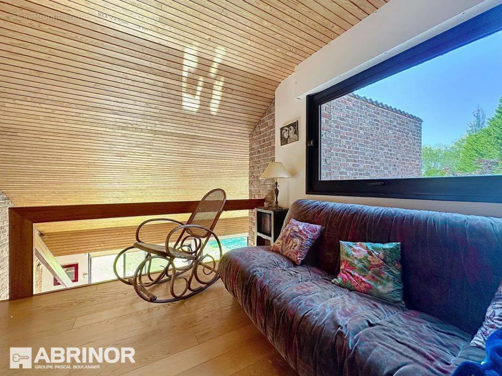 Séjour - Villa d'Architecte dans un Écrin de Verdure à Wasquehal